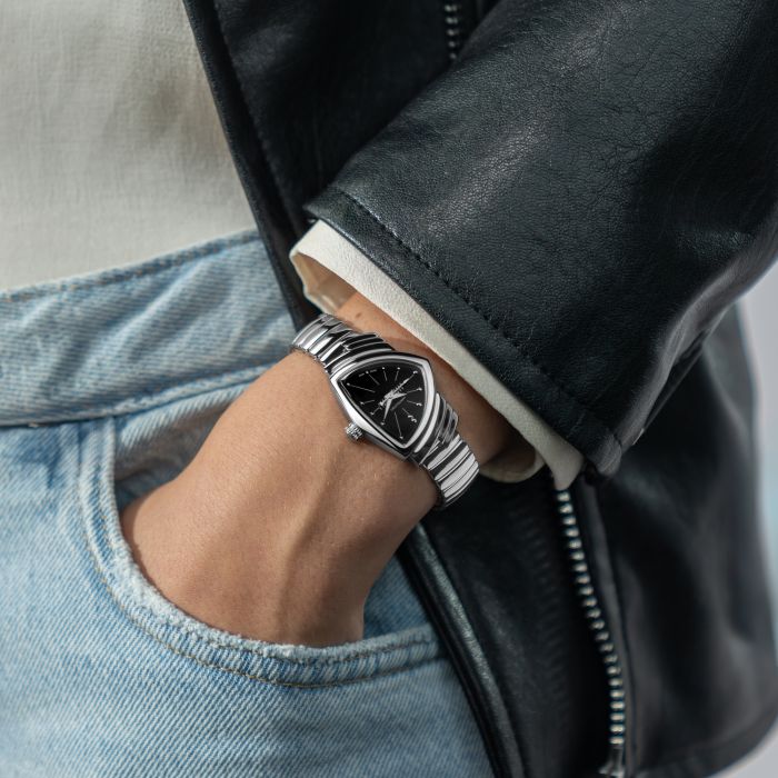 S Quartz 6